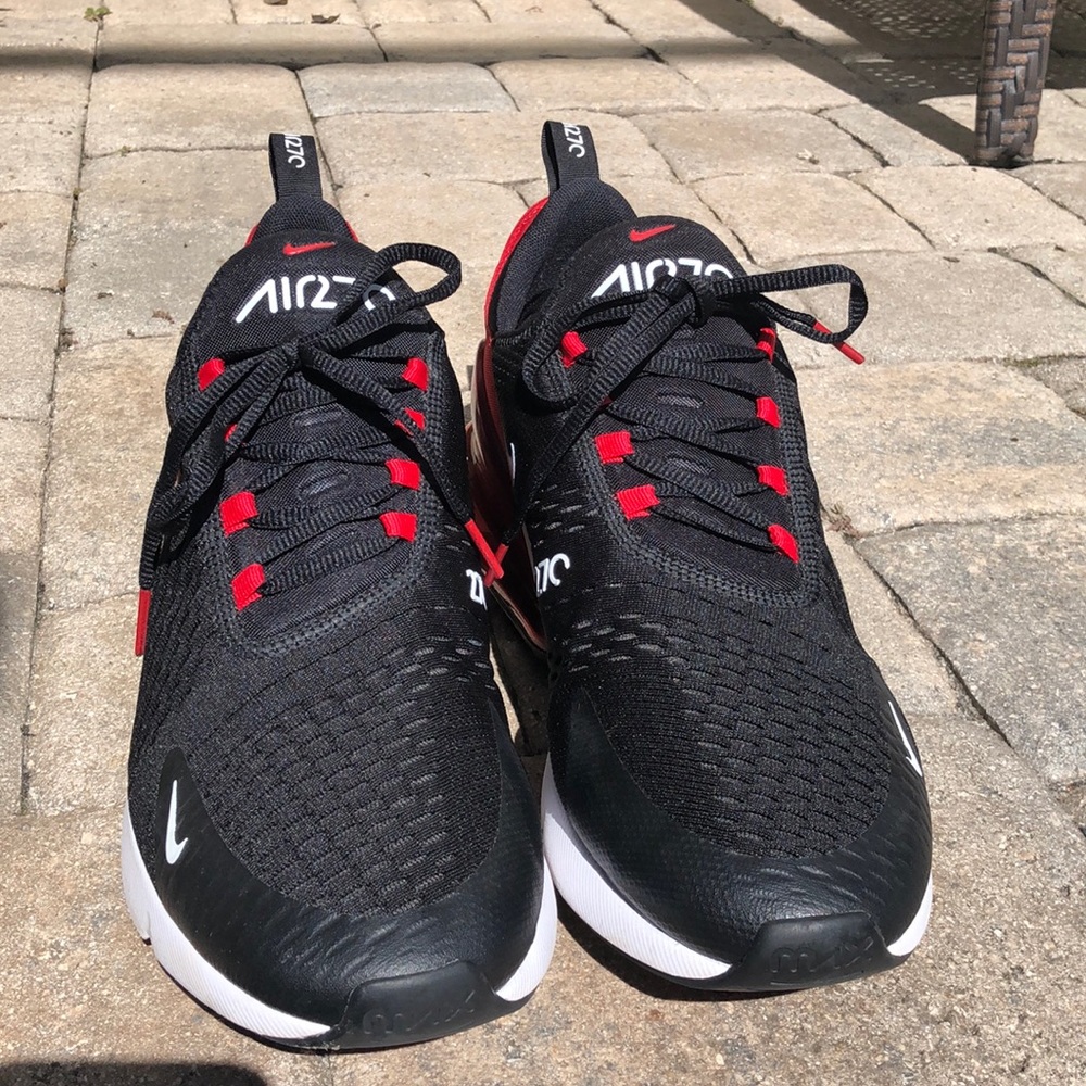 Nike Air Max 270
